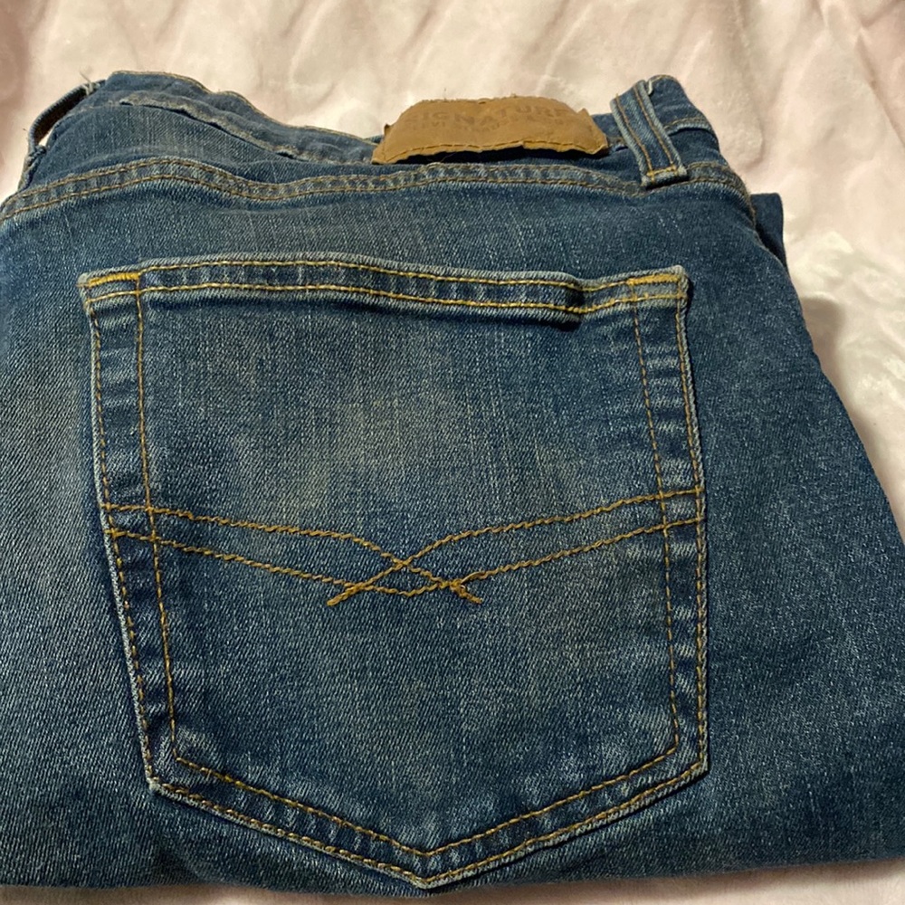 Men’s jeans.  Signature by levi.  34x34